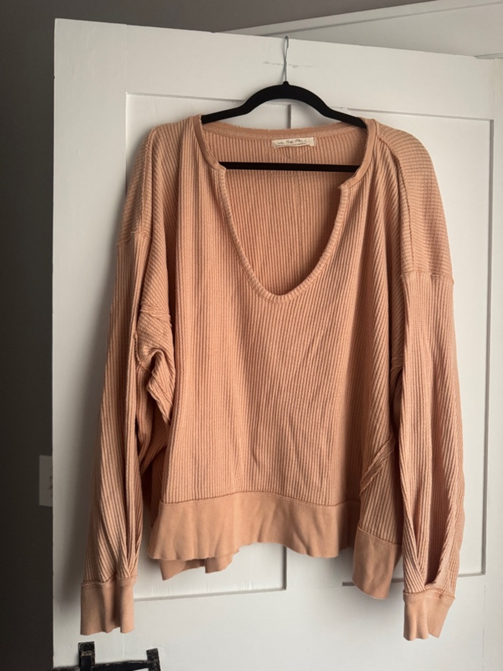 We The Free Peach Ribbed V-Neck Women's Top